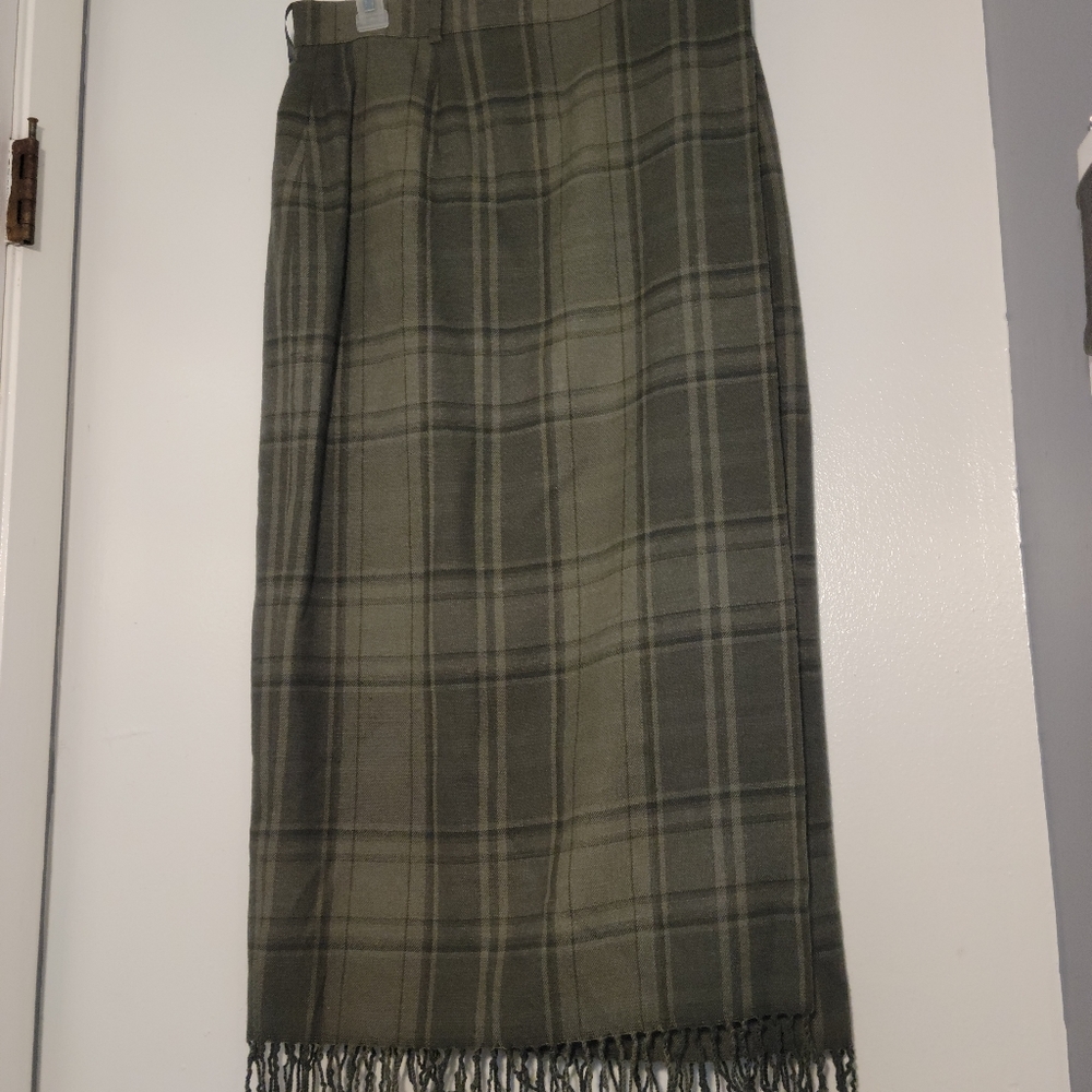 Ralph Lauren Green plad skirt size 16
